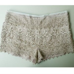 Sans Souci Tan Lace Shorts